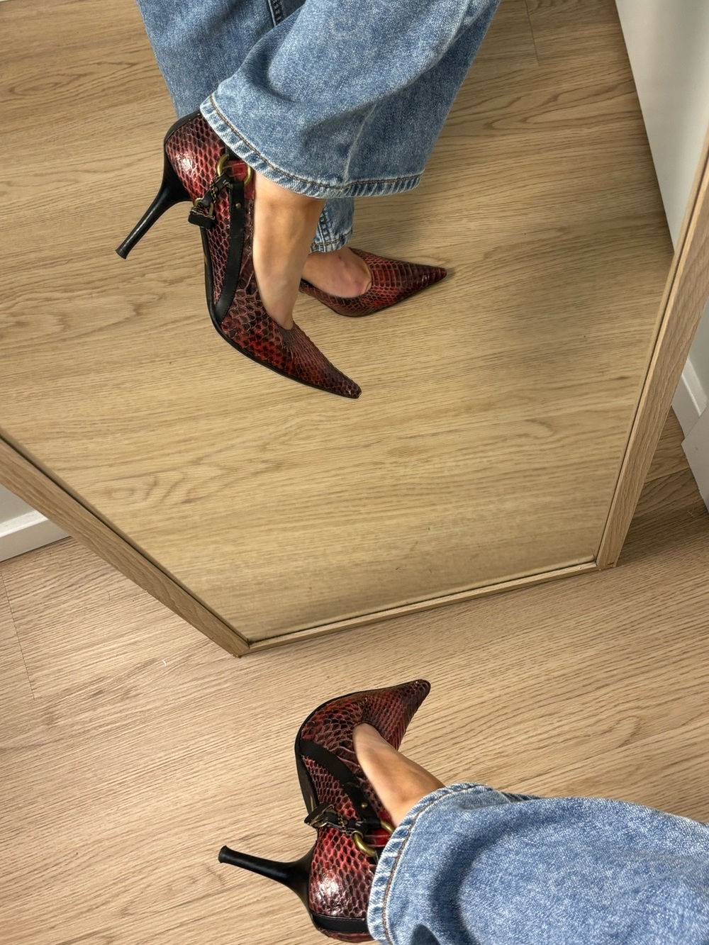 Y2k leather pointed toe heels